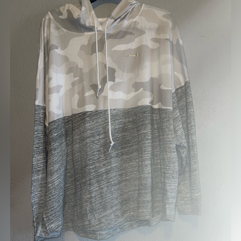 VS PINK top size xl nwt